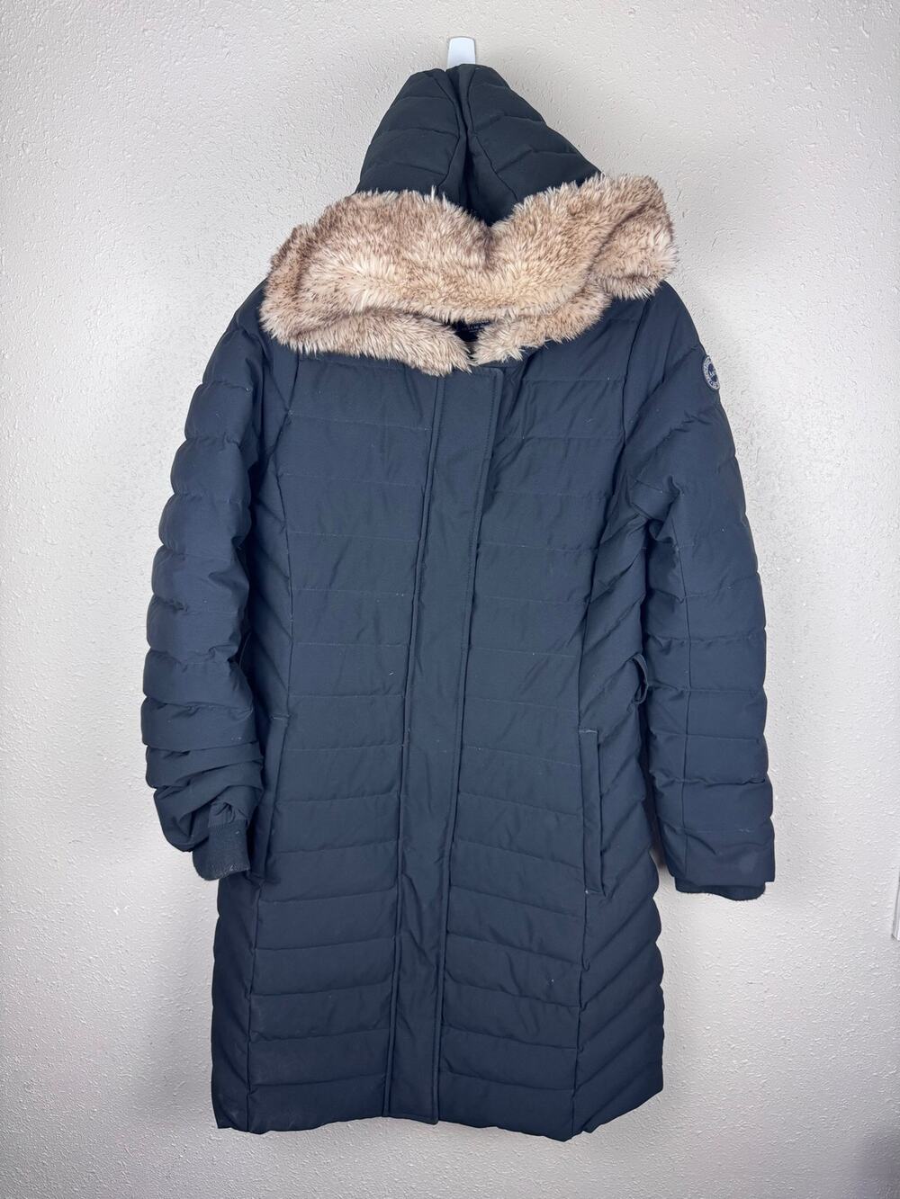 Abercrombie & Fitch Long Black Puffer Jacket With Faux Fur Hood Size Medium